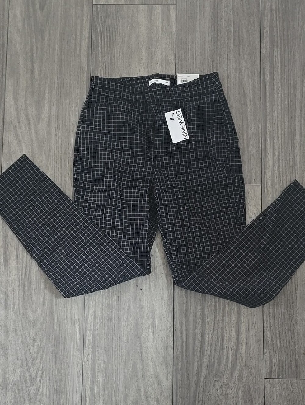 Nine West Navy Blu With White Windowpane Slim Ankle Pants